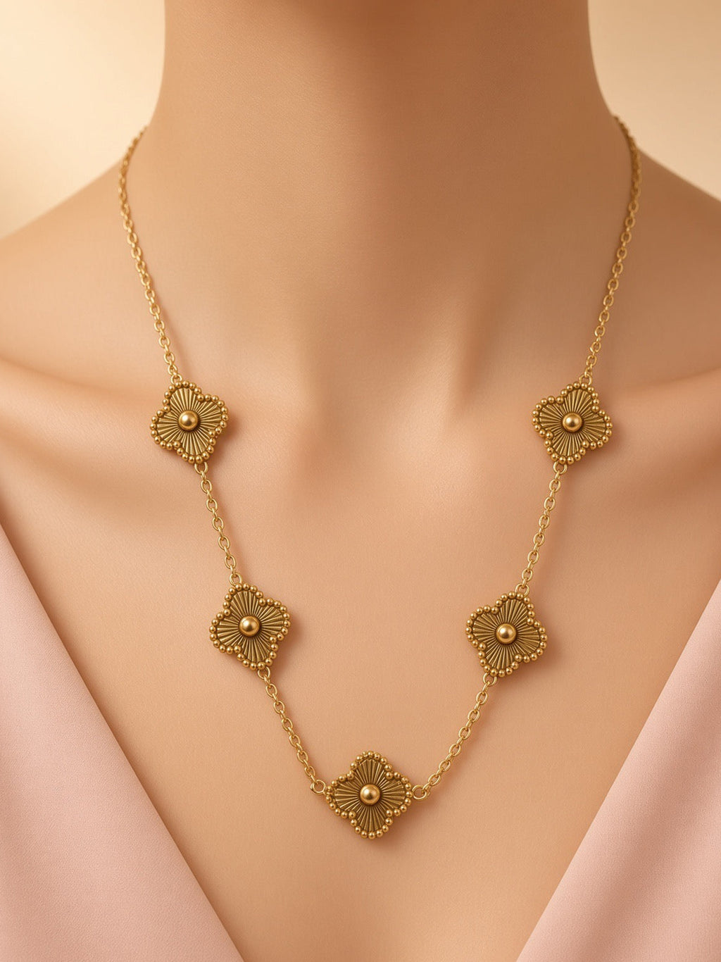 Vintage Clover Medallion Necklace
