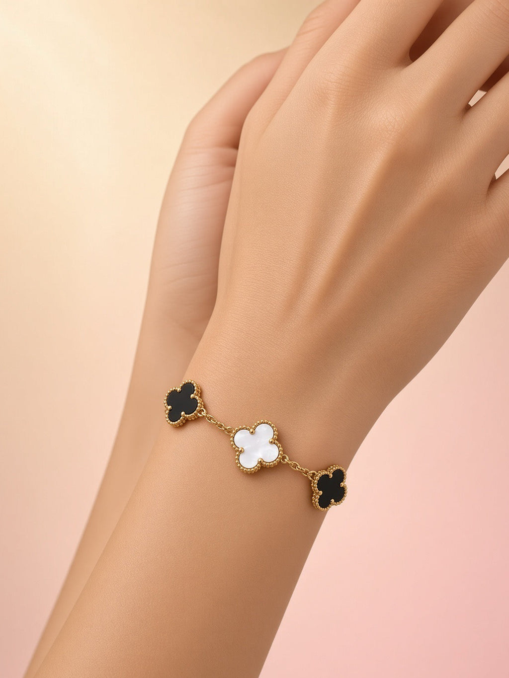 Noir & Pearl Clover Bracelet